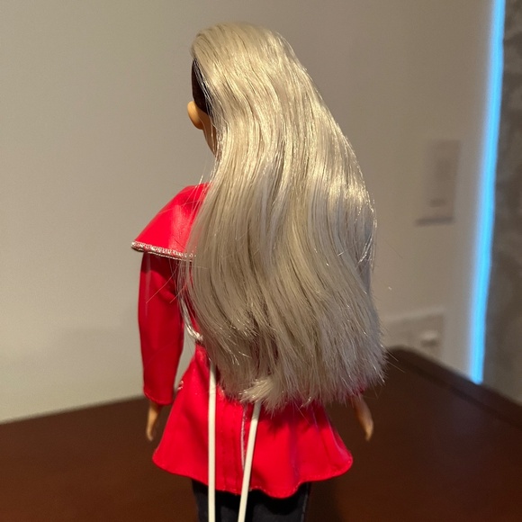 Barbie Doll Barbie Fashionistas # 107 - Picture 5 of 7